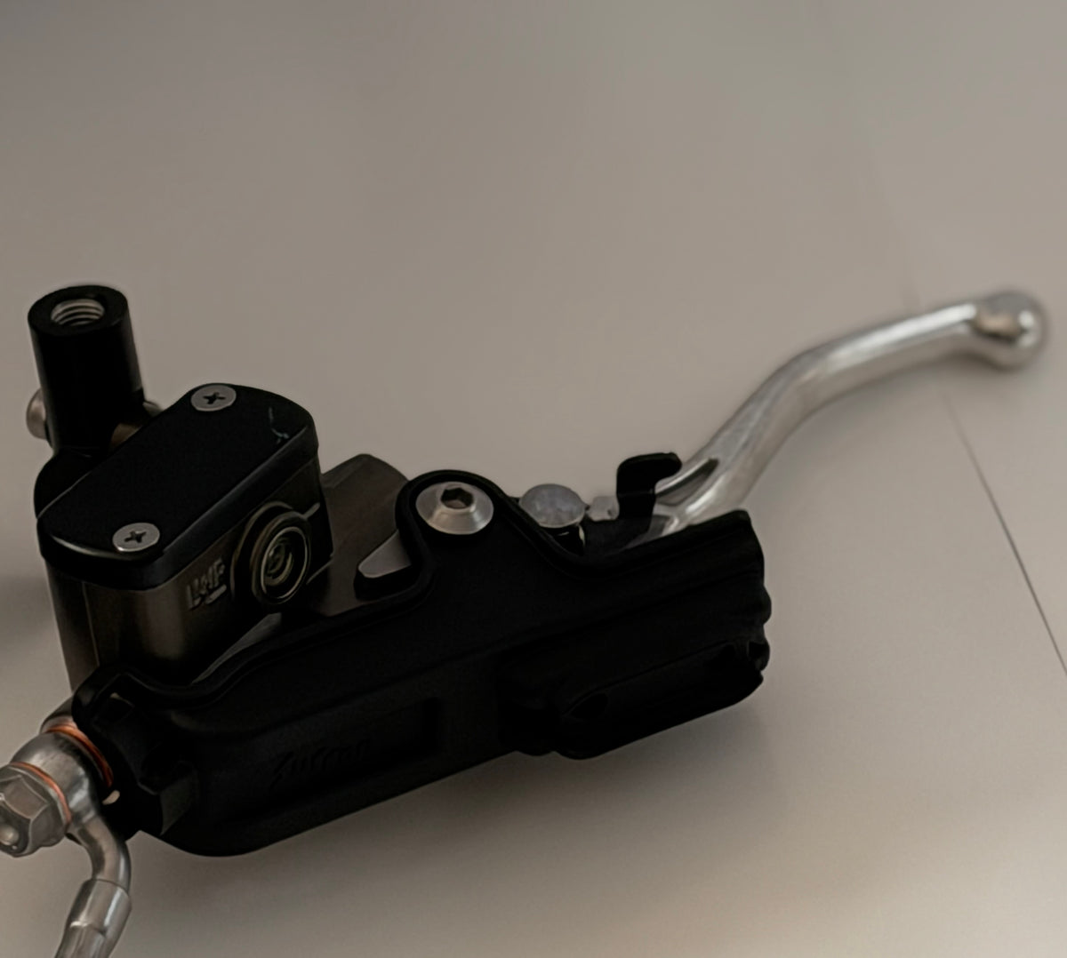 OEM Ultra Bee Brakes GIVEAWAY for all Surrons and 79bikes ends August 31